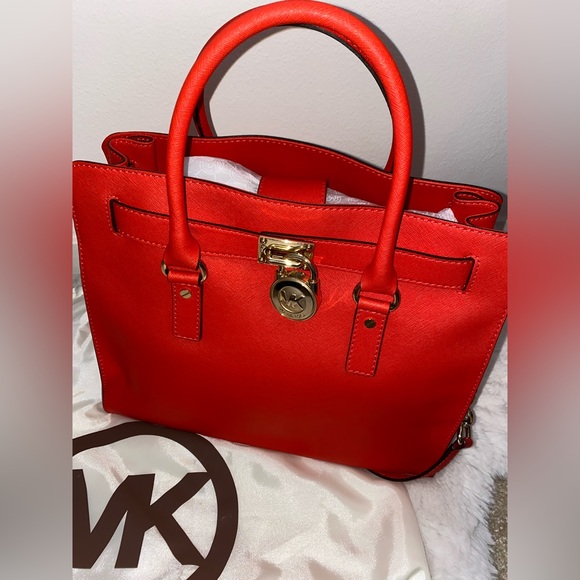 MICHAEL KORS HAMILTON MANDARIN RED SAFFIANO LEATHER GOLD EW SATCHEL BAG - Picture 5 of 9